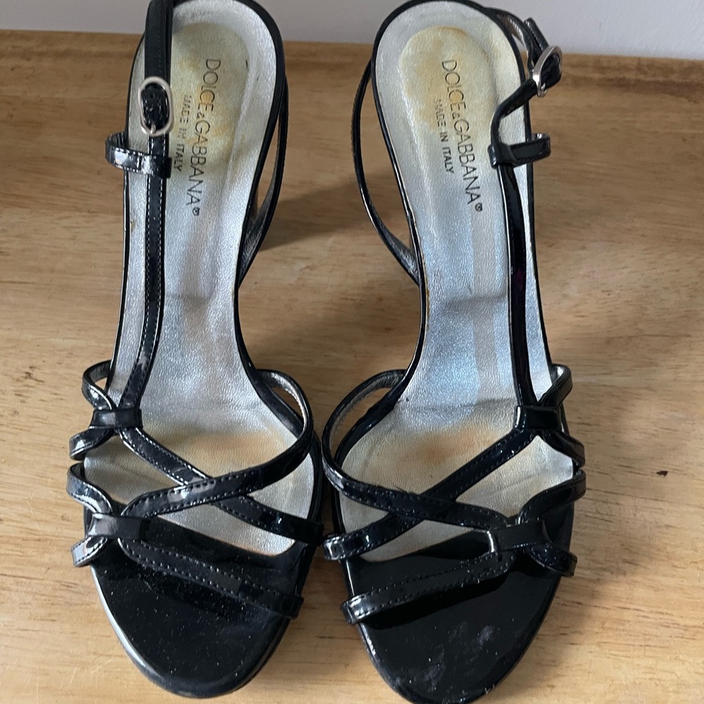 💎⭐️💎AUTHENTIC 💎Dolce & Gabbana Strappy Heels - Picture 4 of 8